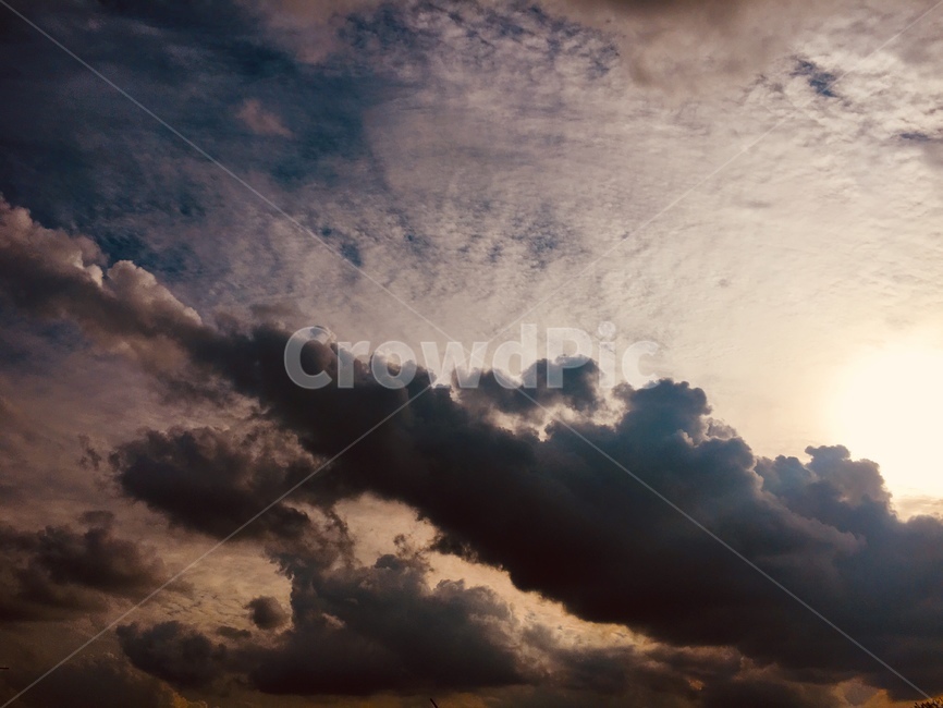 먹구름,구름,어두운하늘,역광,흐린하늘,회색하늘,자연,풍경,nature,landscape,flare,플레어,light,빛,sunlight,햇빛,weather,날씨,outdoors,옥외