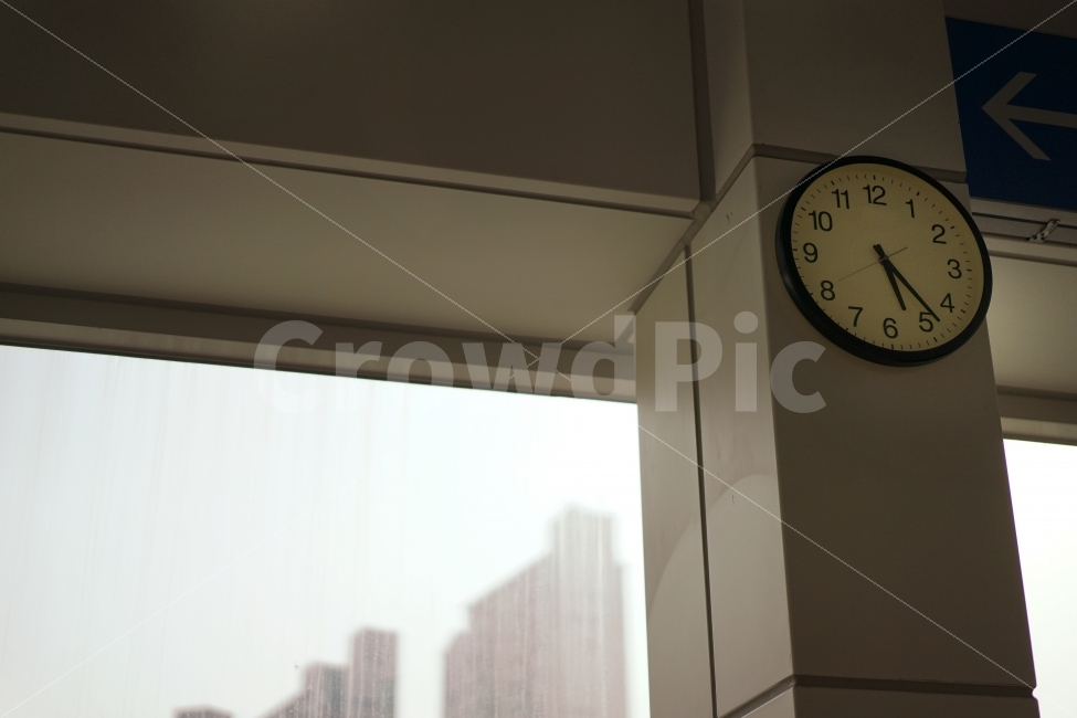시계,시간,일상,오후,시각,세월,외로움,쓸쓸,일상사진,스냅,CLOCK,사물,물건,오브젝트,thing,object,matter
