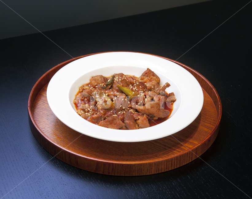 제육볶음,돼지고기,음식,식사,요리,제육,음식,식재료,요리,food,cook,meal,dishes,food reserves,육류,고기,meat,한식,한국음식,한국요리,korean food,korean dishes,korean meal,korean cook