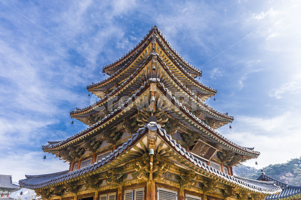 팔상전,국보,문화재,문화유산,한국의미,단청,풍경,기와,법주사,사찰,한국전통,한국문화,korean traditional,korean culture,랜드마크,landmark,tourist attraction,한국랜드마크,한국관광지,한국명소,korea landmark,korea tourist attraction,종교,신앙,religion,belief,faith,건축물,건물외관,exterior,building,structure,architecture,construction
