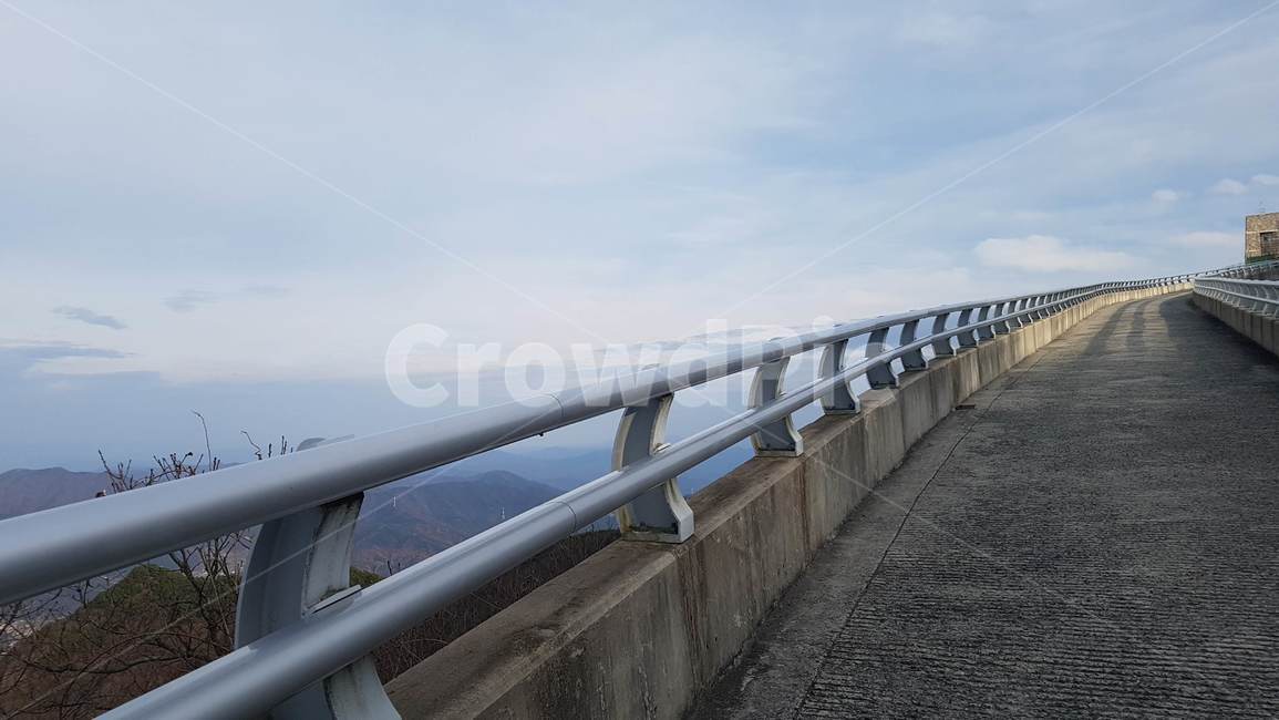 길,하늘,구름,산,나무,자연,풍경,nature,landscape,guard rail,가드 레일
