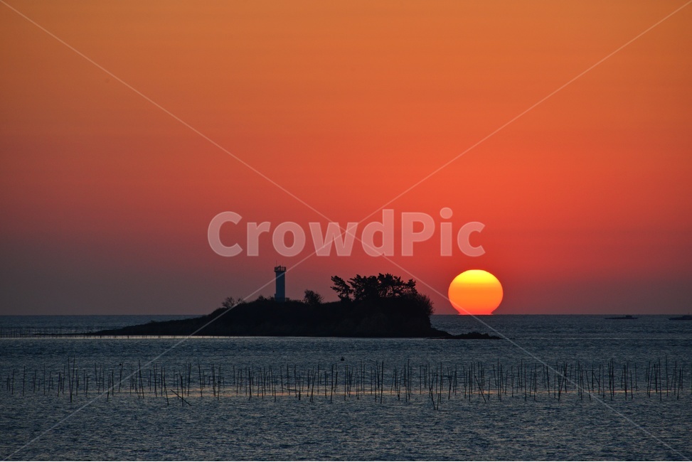 nature,자연,outdoors,옥외,dusk,황혼,sunset,일몰,redsky,붉은하늘,sky,하늘,영광,향화도,닭섬,향화도일몰,닭섬일몰,노을,오여사,오메가,등대,해넘이