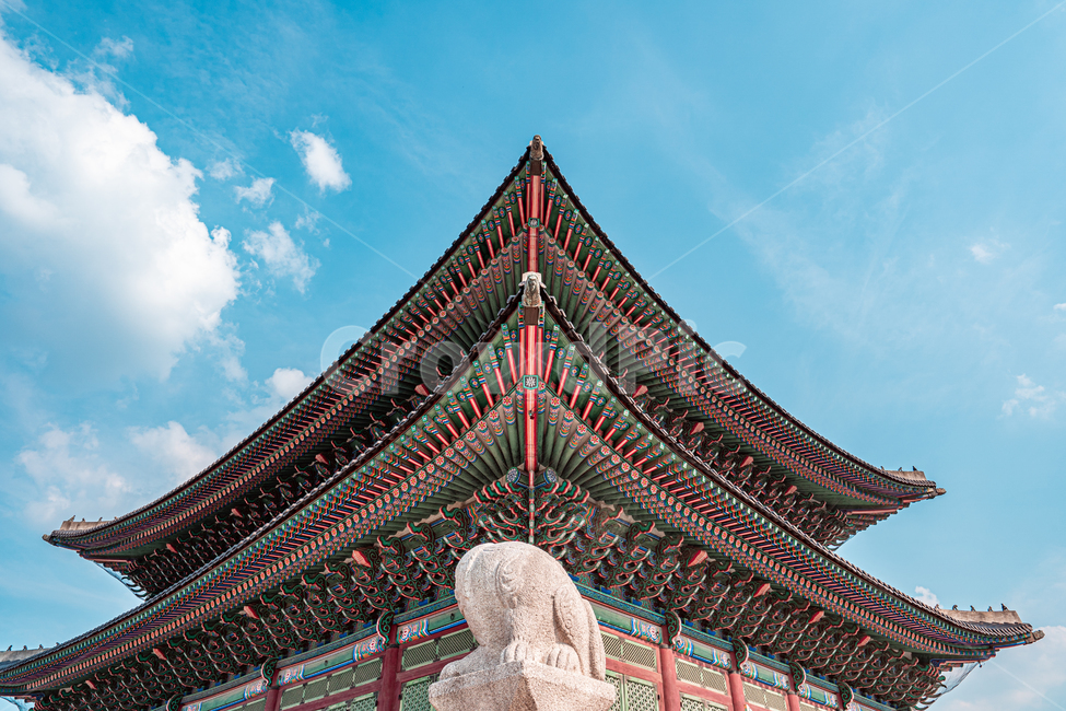 경복궁,근정전,고궁,궁,궁궐,문화재,문화유산,지붕,하늘,여름,건물,건축물,한국전통,한국문화,korean traditional,korean culture,건축물,건물외관,exterior,building,structure,architecture,construction
