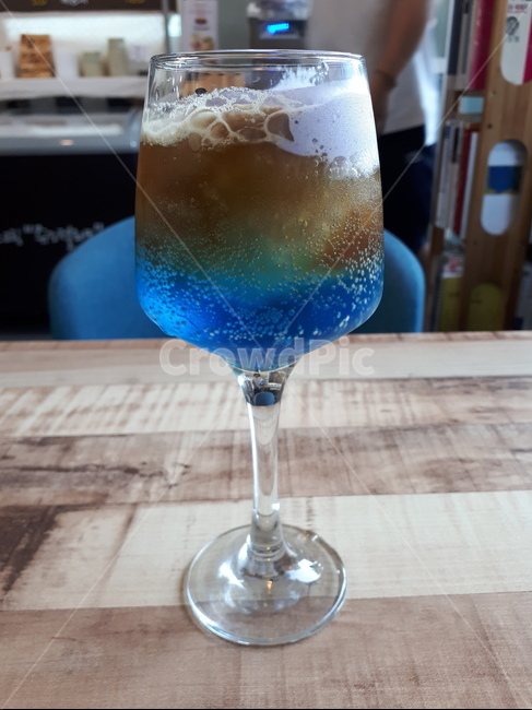 alcohol,알코올,beverage,마실것,drink,음주,cocktail,칵테일,glass,유리