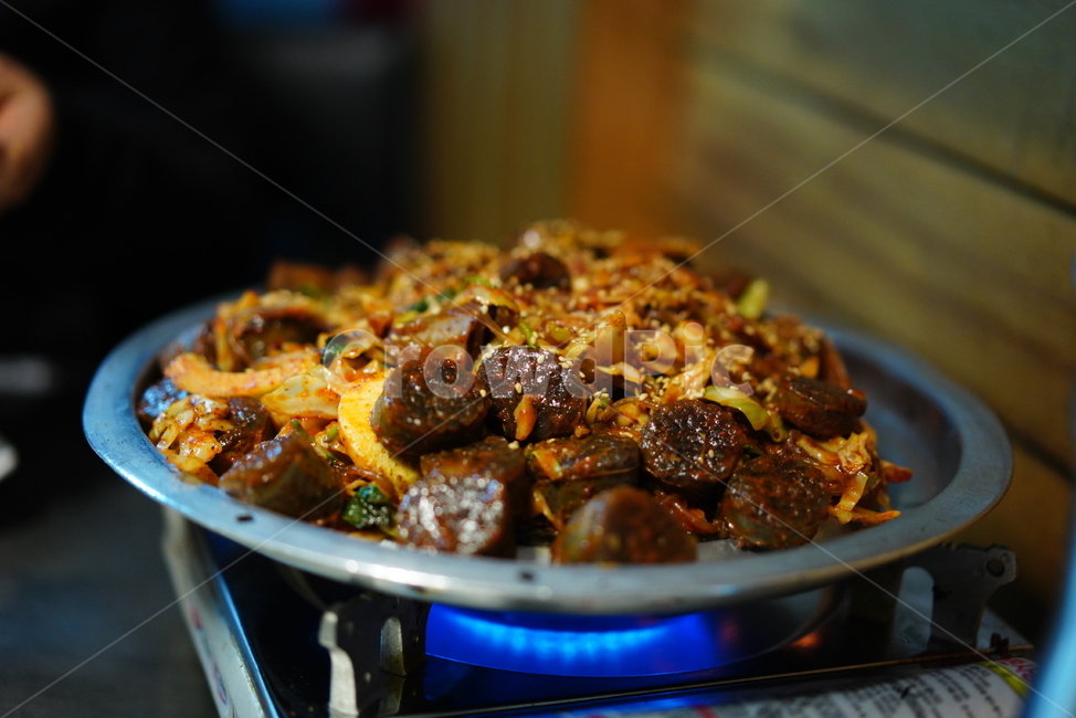 순대,요리,순대볶음,음식,먹방,간식,먹거리,안주,돼지,푸드,한식,식사,술안주,당면,음식,식재료,요리,food,cook,meal,dishes,food reserves,육류,고기,meat,한식,한국음식,한국요리,korean food,korean dishes,korean meal,korean cook