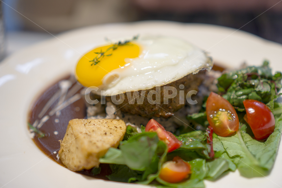 함박,스테이크,채소,그릇,음식,양식,food,steak,vegetable,dish,음식,식재료,요리,food,cook,meal,dishes,food reserves,양식,서양음식,서양요리,western food,western dishes,western meal,western cook