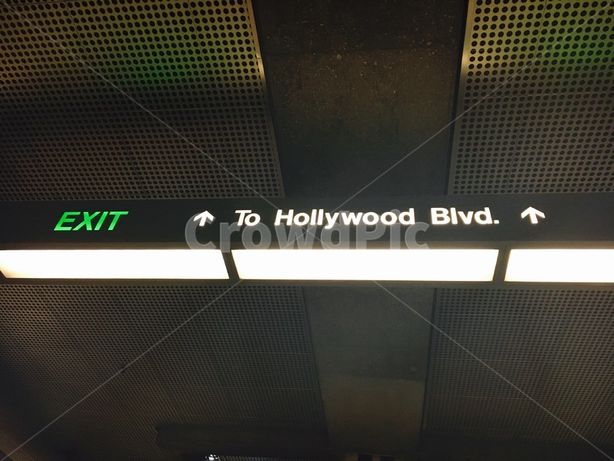 지하철,출구,할리우드,미국,losangeles,hollywood,subsaw,exit,전광판