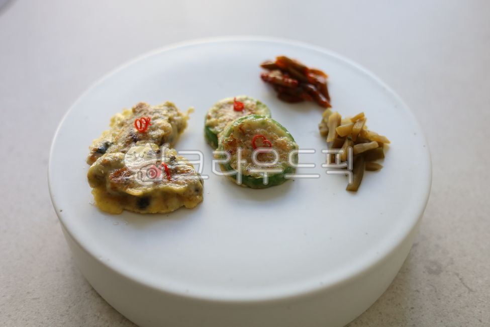 pumpkin pancake,Hanjeongsik,Assorted pancakes,Korean,course meal,Guljeon