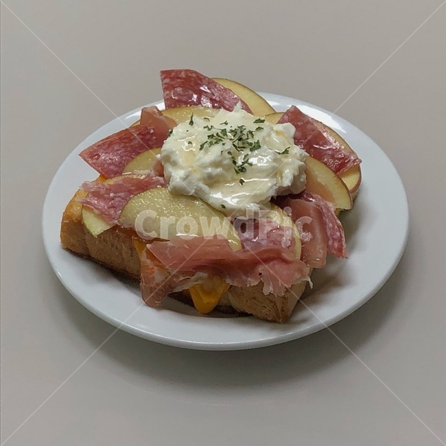 요리,food,음식,meal,식사,오픈샌드위치,샌드위치,리코타샌드위치,브런치,빵