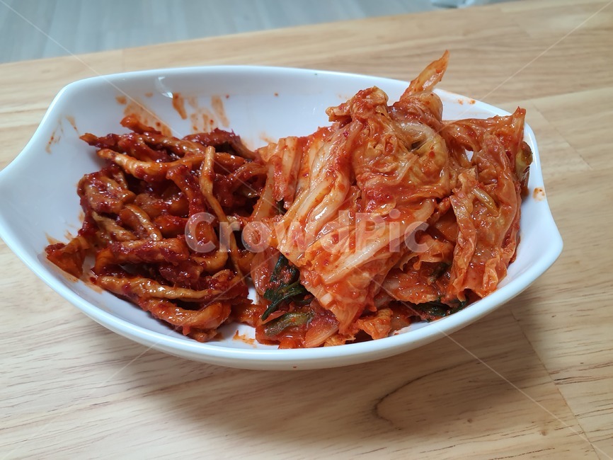 김치,한국음식,반찬,무말랭이,배추김치,한국반찬,일상음식,홈메이드음식,홈메이드반찬,food,음식,dish,요리,meal,식사