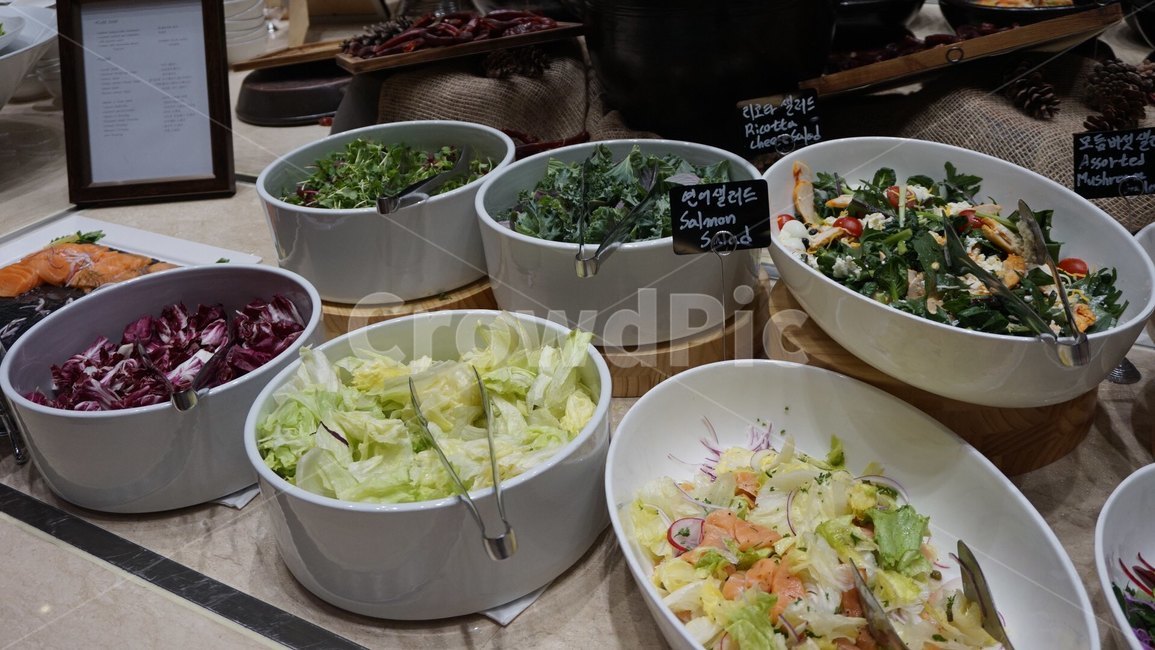 뷔페,샐러드,샐러드바,리코타치즈,연어샐러드,적양배추,버섯,버섯샐러드,채식,베지테리안,채식주의자,웨딩홀,웨딩홀뷔페,점심,저녁,아침,식사