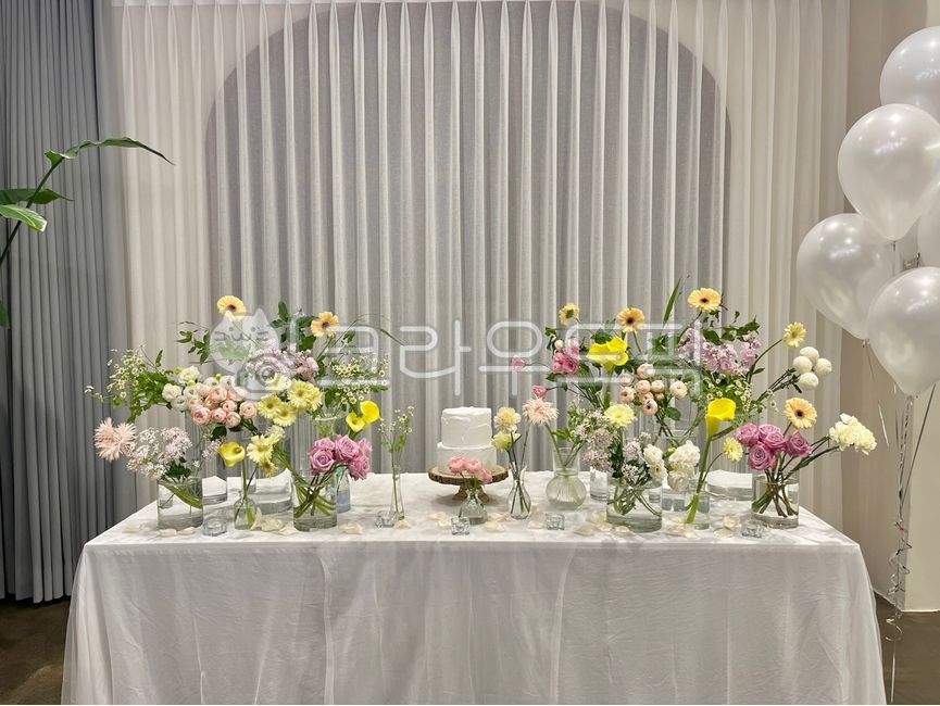 파티룸,생일케이크,생일파티,케이크,꽃다발,flowerarrangement,꽃꽂이,flower,birthdaycake,파티,브라이덜샤워