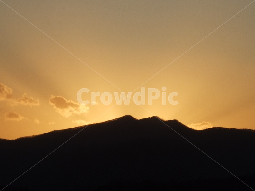 역광,석양,하늘,햇빛,해질녘,자연,풍경,nature,landscape,실루엣,그림자,silhouette,shadow,outdoors,옥외,light,빛,flare,플레어
