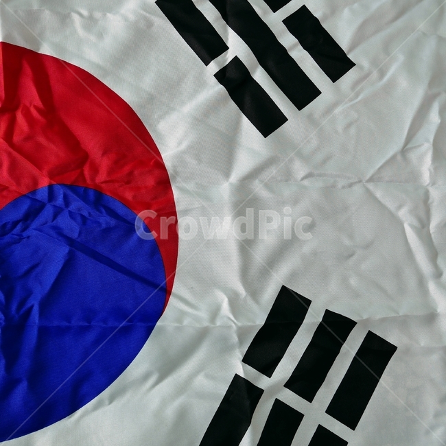 태극기,태극,국기,문양,건곤감리,대한민국,한국,태극문양,건,곤,감,리,사괘,4괘,접사,구겨진,한국전통,한국문화,korean traditional,korean culture