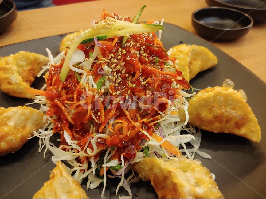 야식,비빔만두,요리,food,만두,야채,음식,식재료,요리,food,cook,meal,dishes,food reserves