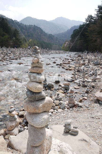 풍경,개천,소원,돌탑,돌탑쌓기,자연,풍경,nature,landscape,한국자연풍경,한국자연경관,korea nature landscape,한국전통,한국문화,korean traditional,korean culture,종교,신앙,religion,belief,faith,rubble,파편