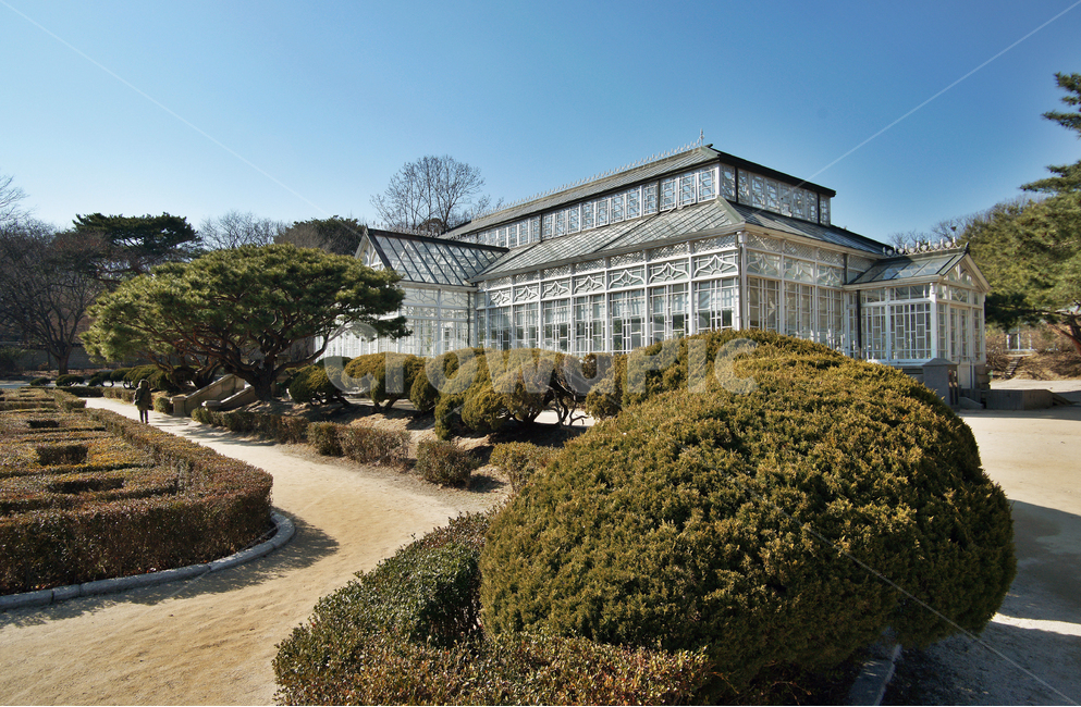 대온실,식물원,등록문화재제83호,창경궁,서양식온실,유리건물
