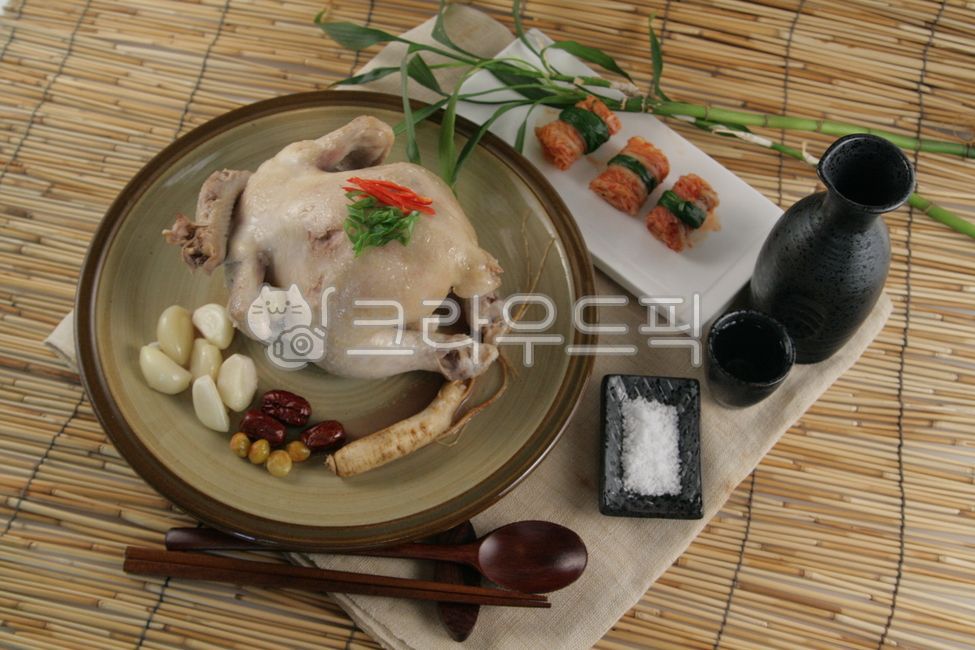 Gospel of Words,Chicken dishes,chicken,Samgyetang,Baeksuk,Malbok,Korean,Korean traditional food,dog day,food,duplication,double gospel meal,meal,Dog day food,Oriental Medicine Samgyetang,Chobok,Oriental medicine boiled rice,TransGospel meal