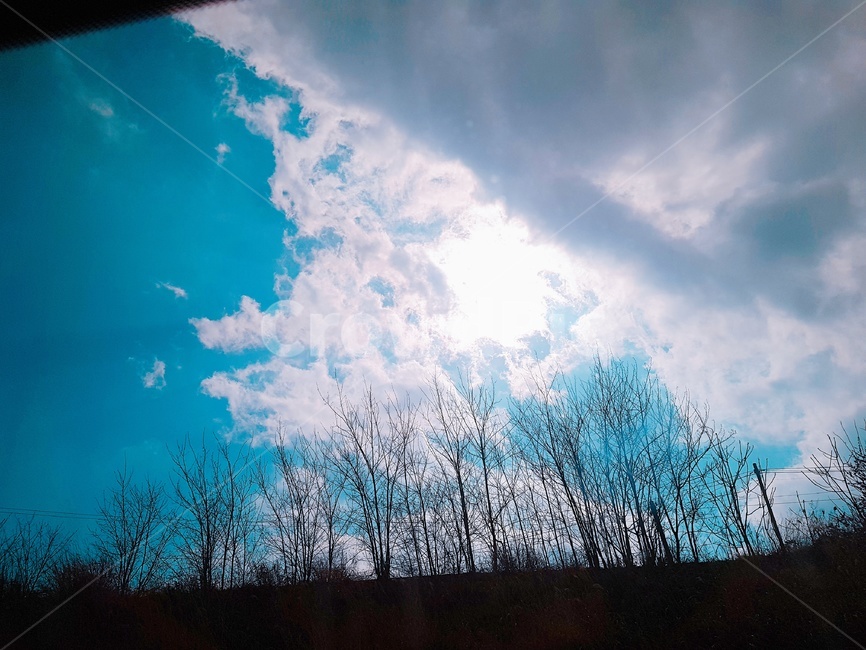 하늘,하늘색,풍경,맑은하늘,구름,화창한날씨,자연,풍경,nature,landscape,outdoors,옥외,weather,날씨