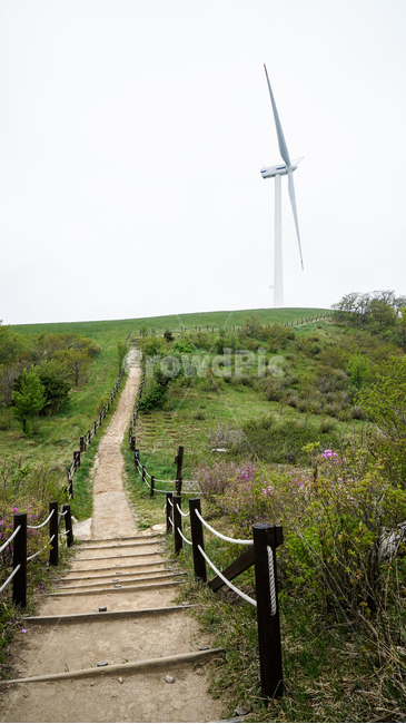 풍력,친환경,전기,전력,발전,대체,에너지,바람,산,하늘,구름,흐린,온난화,깨끗한,풍경,자연,야외,wind,power,alternative,ecofriendly,generation,electricity,energy,mountain,sky,cloud,warming,globalwarming,clean,landscape,nature,outdoor,산업,industry,industrial,에너지산업,energy industry