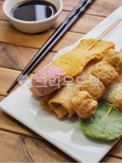 Japanese food,asianfood,snack,Fish cake,sidedish,side dish,Skewered fish cake,japanesefood,wellbeing,Korean food,Wellbeing food,Asian food,fishcake,cooking,koreanfood,foodculture,food,food culture,meal,wellbeingfood,fish cake,background