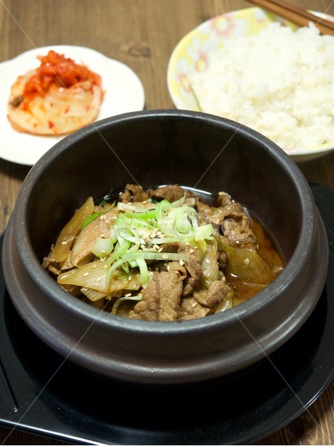 한국음식,식품,한국문화,음식,한국,배경,건강한식생활,웰빙,문화,아시아,아시아음식,접시,전통,한식,불고기,뚝빼기불고기,뚝빼기,소불고기,소고기,점심식사,음식,식재료,요리,food,cook,meal,dishes,food reserves,한식,한국음식,한국요리,korean food,korean dishes,korean meal,korean cook