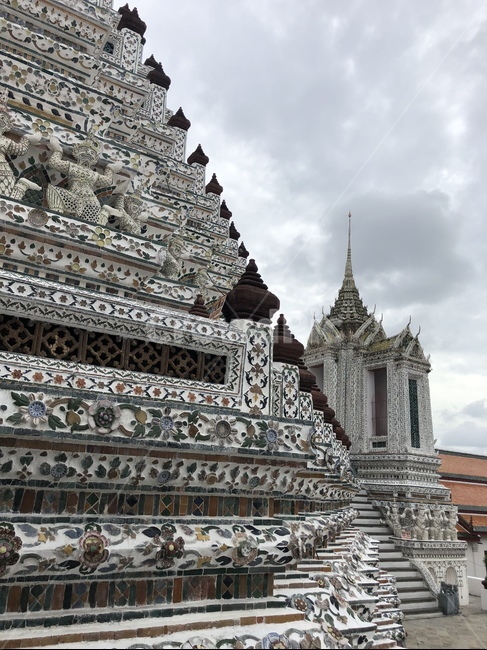 건축물,태국,왓아룬사원,태국사원,사원,신사,건물,예배,architecture,temple,building,worship,랜드마크,landmark,tourist attraction,해외,외국,세계,foreign,oversea,world,세계랜드마크,해외랜드마크,외국랜드마크,world landmark,world tourist attraction,종교,신앙,religion,belief,faith,건축물,건물외관,exterior,building,structure,architecture,construction
