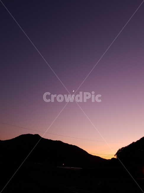 자연,오후,달,moon,afternoon,산,풍경,보라색,야경,밤,풍경,nightscape,night,landscape