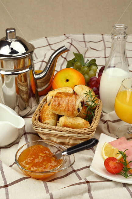 빵,쇼콜라,베이킹,초콜릿,식품,음식,식사,아침식사,bread,baking,chocolate,food,meal,breakfast,음식,식재료,요리,food,cook,meal,dishes,food reserves,빵,bread,아침식사,조식,브런치,breakfast,brunch,연출,컨셉,콘셉,direction,concept