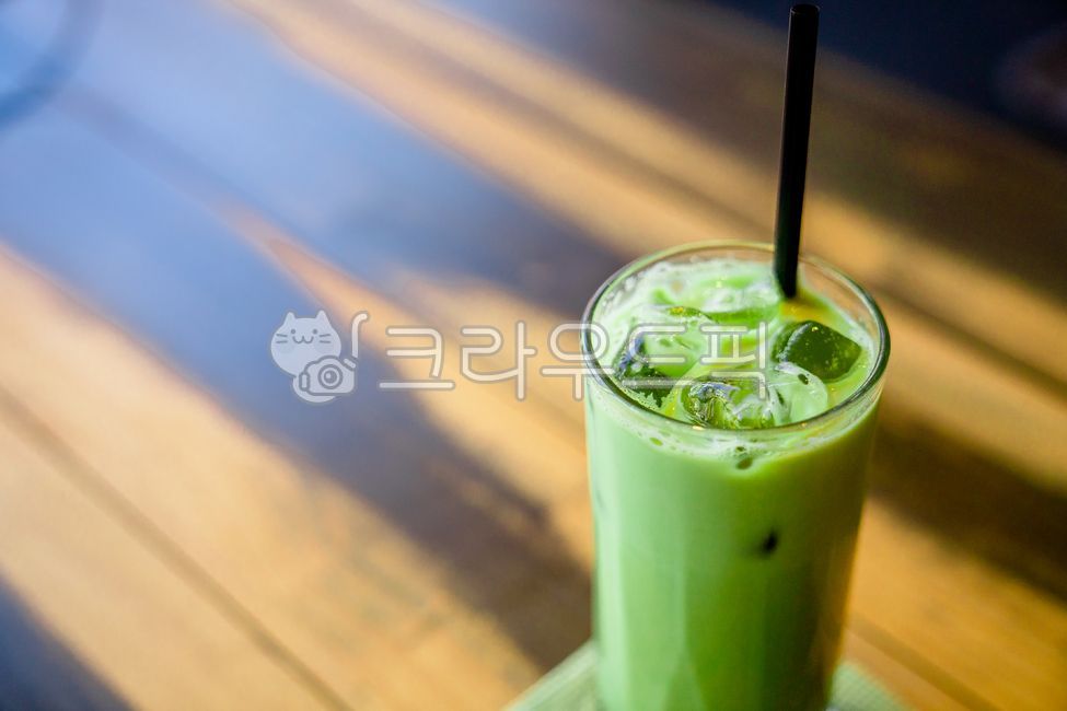 Cafe Menu,Green Tea Smoothie,beverage,green tea,Green Tea Latte,straw