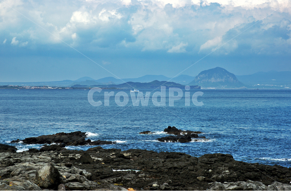마라도,용머리해안,산방산,제주도,섬,바다,화산암,현무암,제주도,jeju,jeju island,nature,자연,outdoors,옥외,land,땅,promontory,곶,sea,water,물,ocean,대양,shoreline,해안선