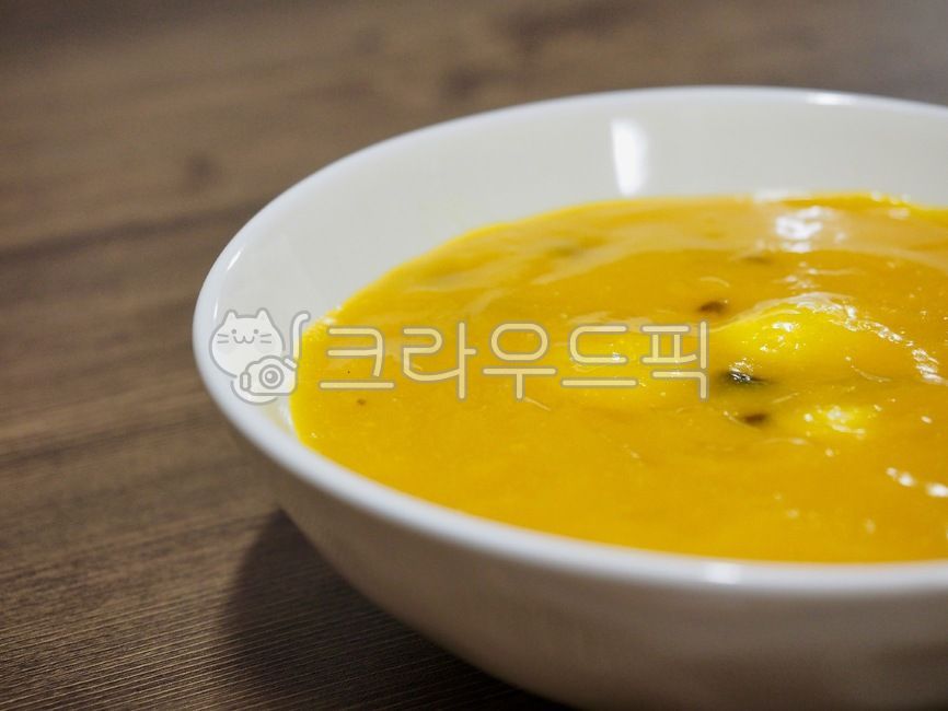 한식,한국음식,아시아음식,호박죽,호박요리,웰빙음식,웰빙,죽,음식,전통음식,요리,아침식사,다이어트음식,배경,korean,koreanfood,asianfood,pumpkinporridge,pumpkincuisine,wellbeingfood,wellbeing,bamboo,food,traditionalfood,cooking,breakfast,dietfood,background,음식,식재료,요리,food,cook,meal,dishes,food reserves