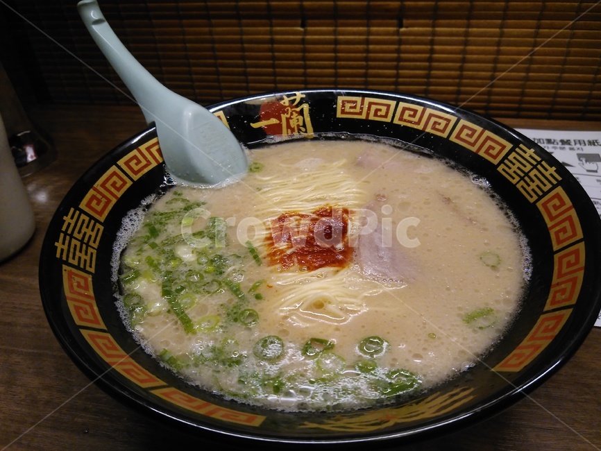 라멘,이치란라멘,오사카,일본,ramen,음식,식재료,요리,food,cook,meal,dishes,food reserves,면류,면요리,noodles,일식,일본음식,일본요리,Japanese food,Japanese dishes,Japanese meal,Japanese cook
