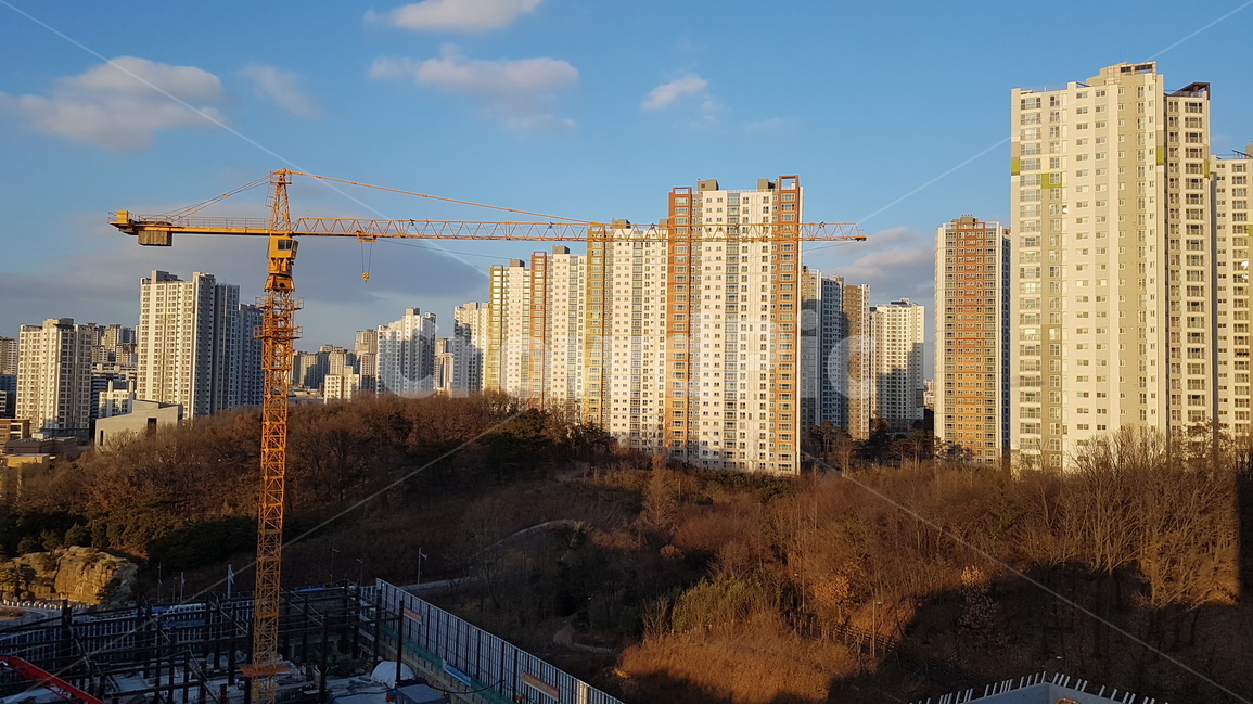 공사장,크레인,타워크레인,아파트,가을,crane,buildings,autumn,도시,풍경,city,landscape,한국도시풍경,한국도시경관,korea cityscape,산업,industry,industrial,건설업,건축업,construction industry