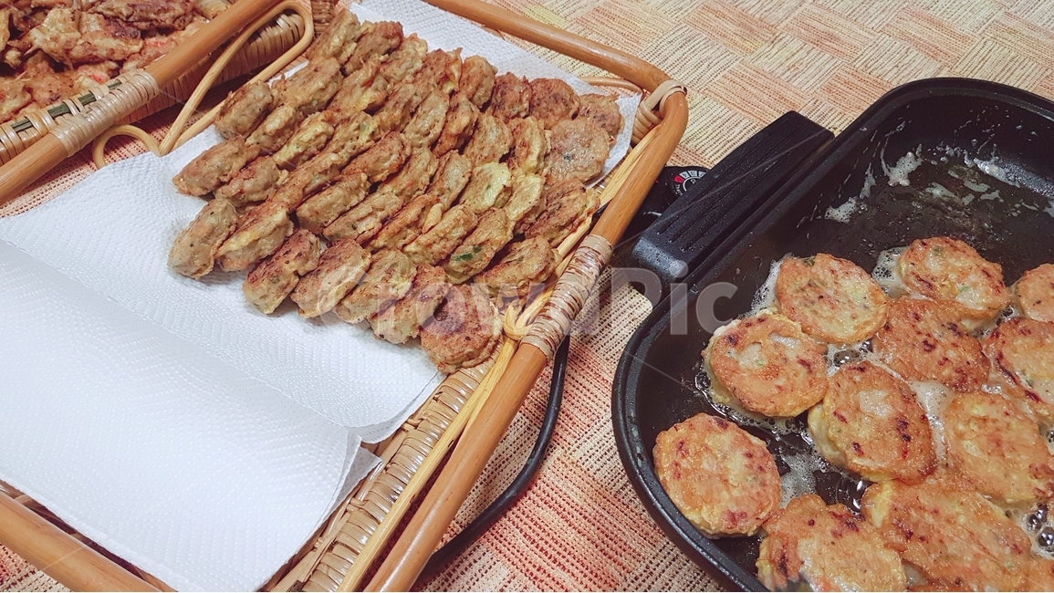 음식,명절,전,부침,동그랑땡,추석,한국전통,한국문화,korean traditional,korean culture,음식,식재료,요리,food,cook,meal,dishes,food reserves,한식,한국음식,한국요리,korean food,korean dishes,korean meal,korean cook