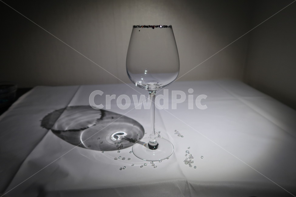 와인잔,글라스,아트,와인잔아트,와인,사물,물건,오브젝트,thing,object,matter