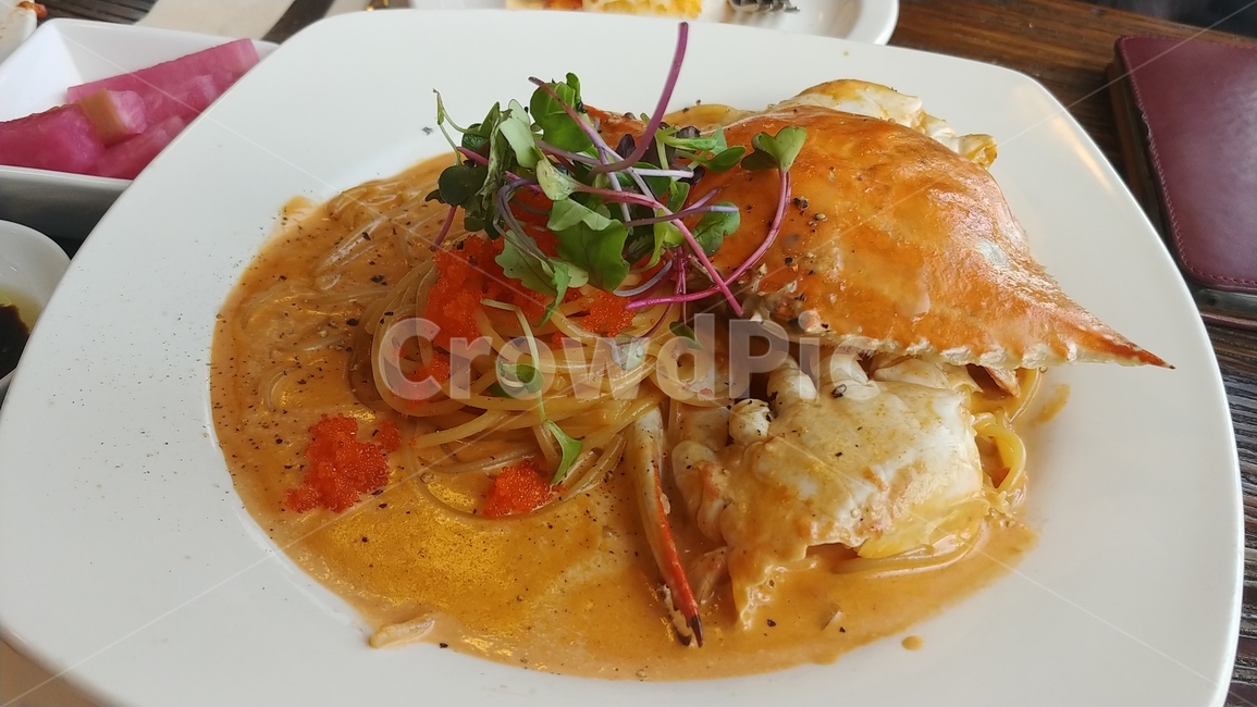 파스타,pasta,food,이탈리안음식,꽃게파스타,양식,스파게티,로제파스타,로제소스,요리,먹음직스러운,면요리,서양음식,meal,noodles,식재료,꽃게,해산물스파게티,해산물파스타