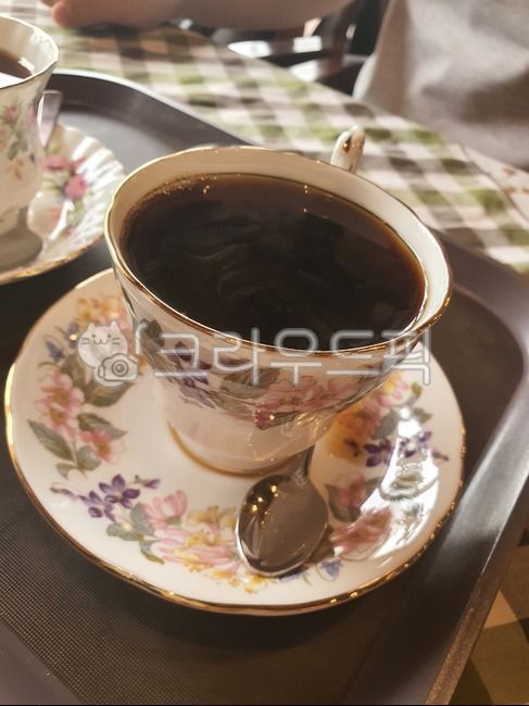 saucer,coffeecup,coffee cup,coffee,cup