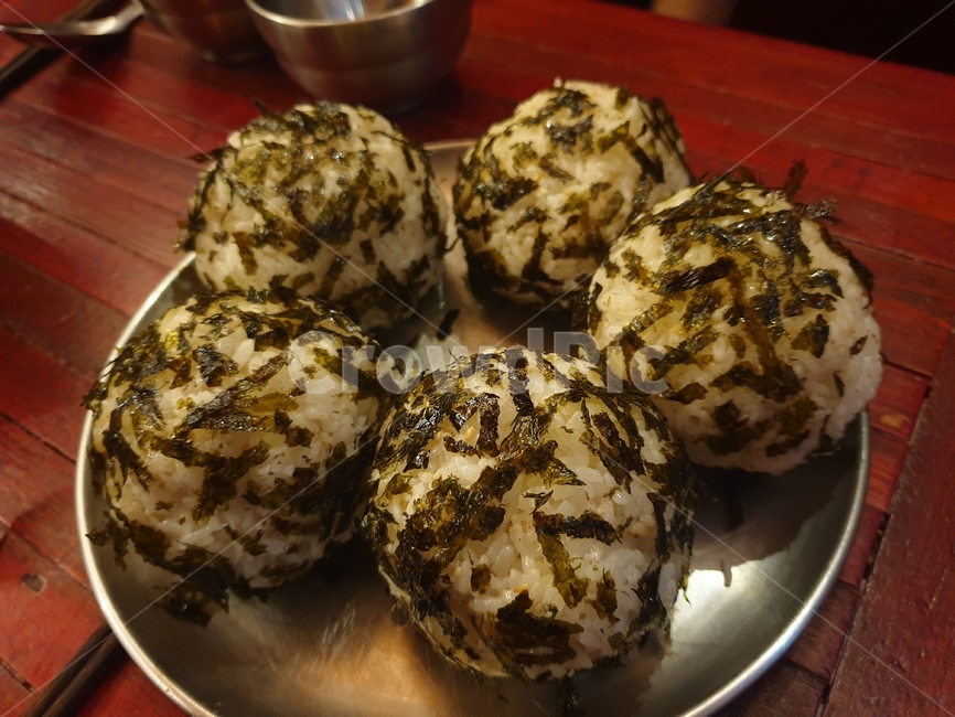 주먹밥,음식,간식,요리,food,음식,식재료,요리,food,cook,meal,dishes,food reserves