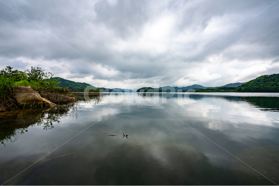 반영,구름,하늘,평온,푸름,맑음,호수,정자,sky,lake,cloud,자연,풍경,nature,landscape,한국자연풍경,한국자연경관,korea nature landscape,water,물,outdoors,옥외