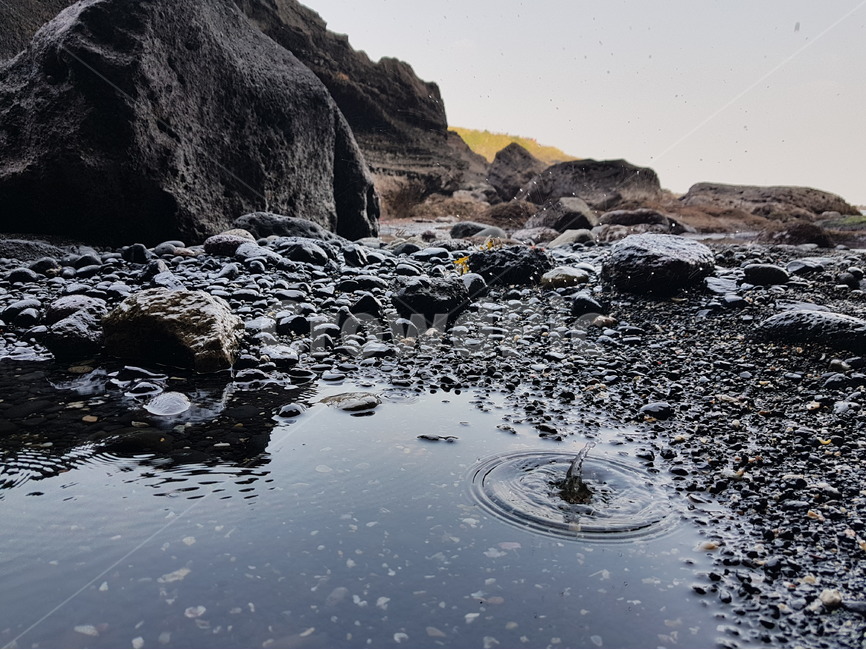 제주도,물방울,일렁임,돌,동굴입구,waterdrop,stone,자연,풍경,nature,landscape,한국자연풍경,한국자연경관,korea nature landscape,제주도,jeju,jeju island