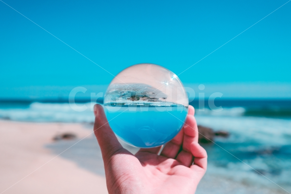 바다,수정구슬,유리구슬,감성,여행,해변,바다,beach,sea,사람,인물,인간,human,person,사물,물건,오브젝트,thing,object,matter,연출,컨셉,콘셉,direction,concept