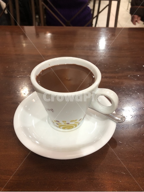 핫초코,카페,hotchoco,cafe,cup,컵,coffeecup,커피컵,saucer,받침접시,pottery,도기류