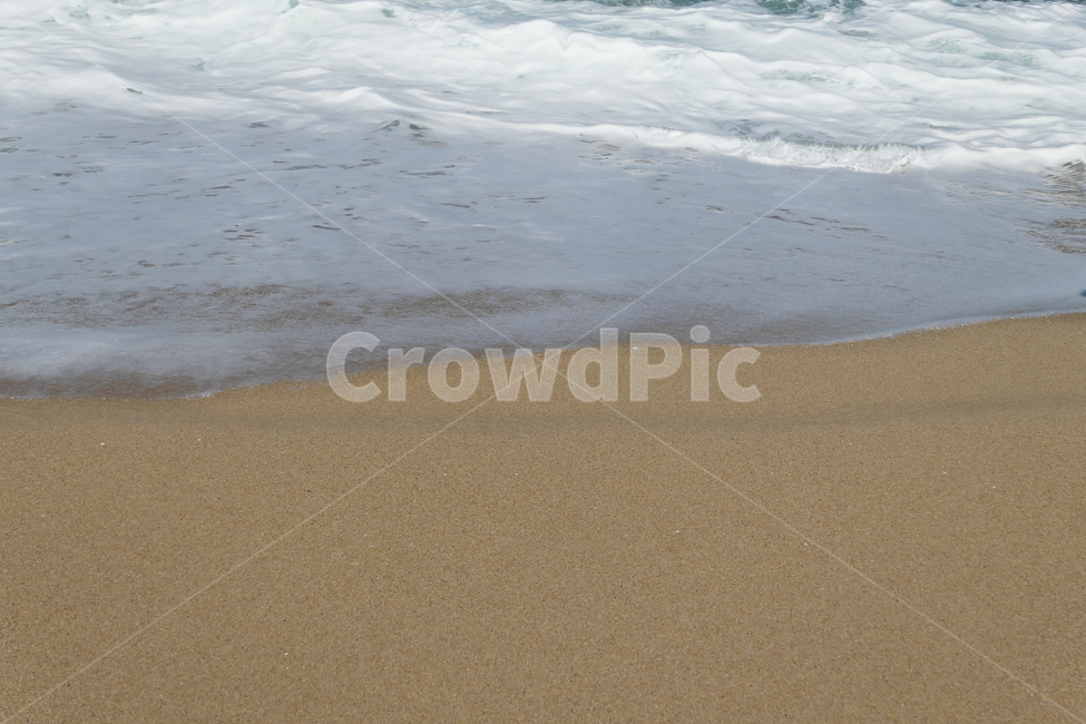ocean,sea,바다,outdoors,옥외,nature,자연,water,물,shoreline,해안선,sand,모래,coast,연안,beach,바닷가,물거품,bubble,자연,풍경,nature,landscape,해변,바다,beach,sea