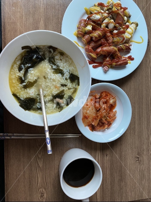 미역국,미역,생일,집밥,소시지,김치