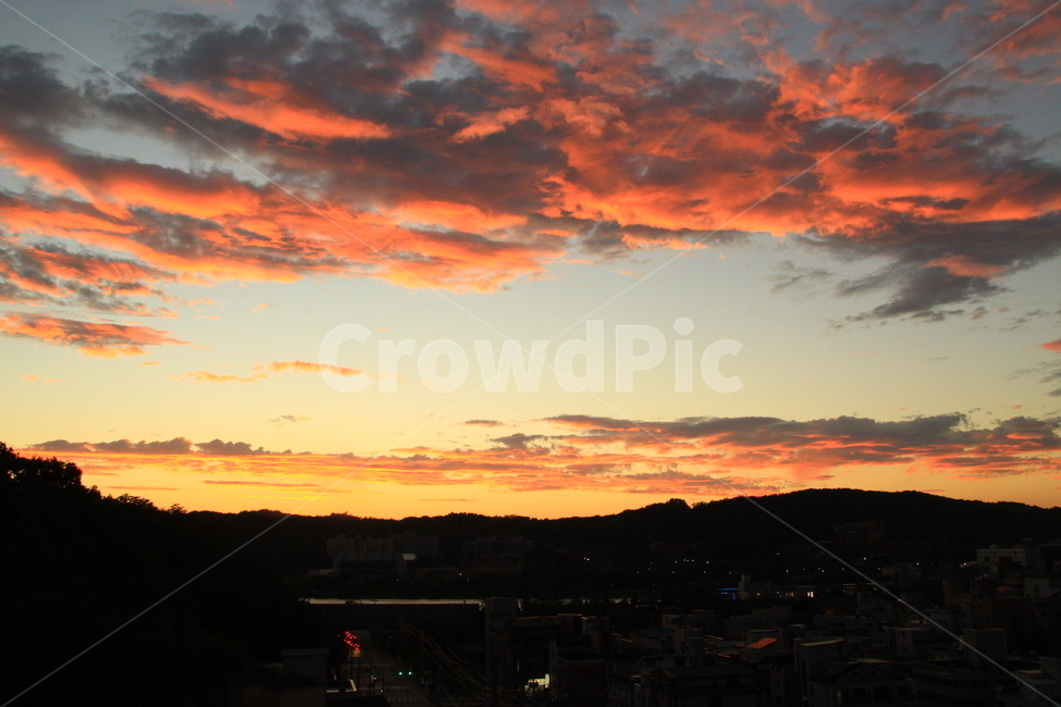 노을,하늘,구름,풍경,먹구름,황혼,twiligt,cloud,sunset,sky,darkcloud,shadow,scenes