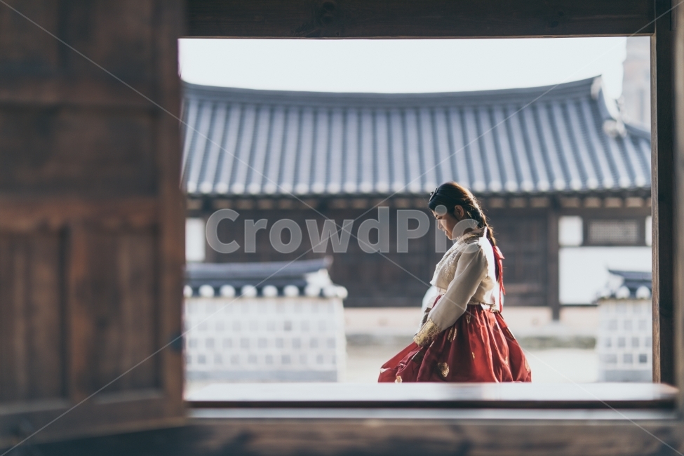 한복,댕기머리,전통의상,전통,사람,인물,여자,한옥,tradition,human,portrait,girl,한국전통,한국문화,korean traditional,korean culture,한복,한국전통의상,hanbok,korean traditional clothes,사람,인물,인간,human,person,여성,여자,woman,female,lady,감성,sensible,feeling