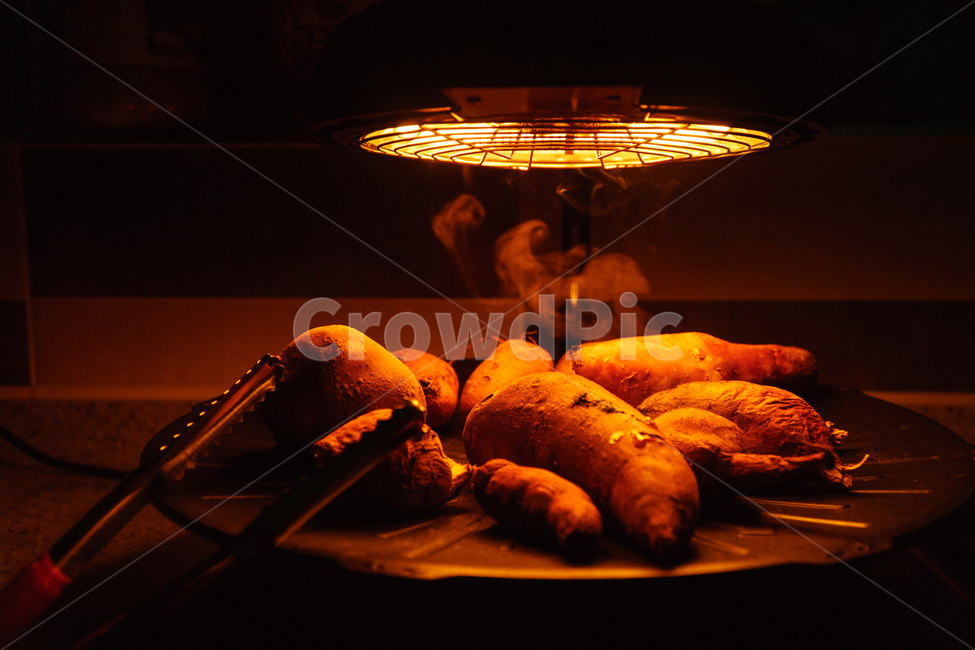 고구마,겨울,간식,따뜻함,야식,음식,식재료,요리,food,cook,meal,dishes,food reserves