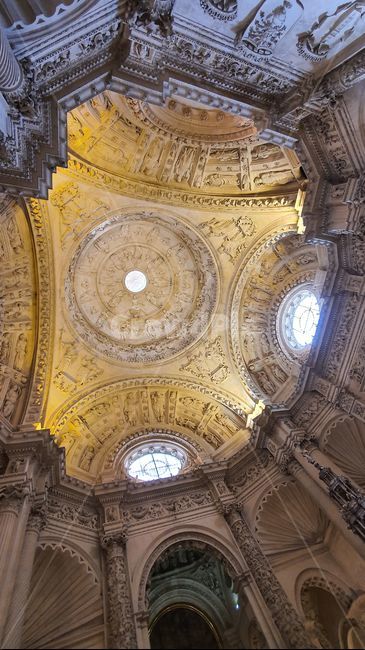 스페인,세비야,세빌리야,spain,sevilla,세비야대성당,성당,대성당,catholic,church,architecture,건축물,building,건물