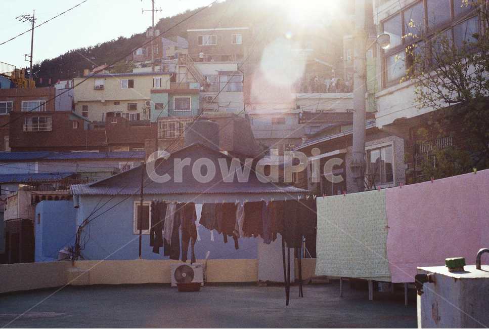 햇빛,빨래,동네,달동네,마을,sunshine,clothing,film,filmphotography,smalltown,town
